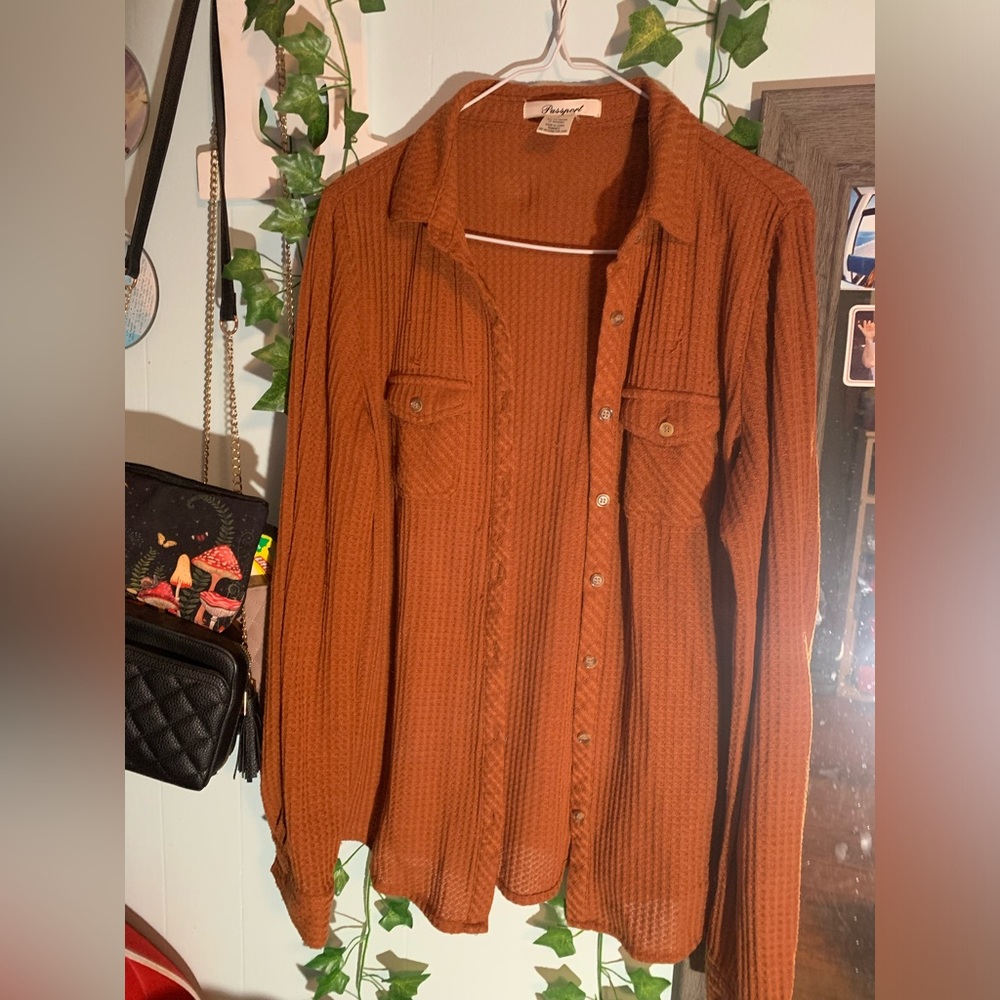 Women’s Large button down